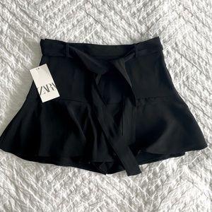 ZARA shorts/skirt with waist tie - NWT